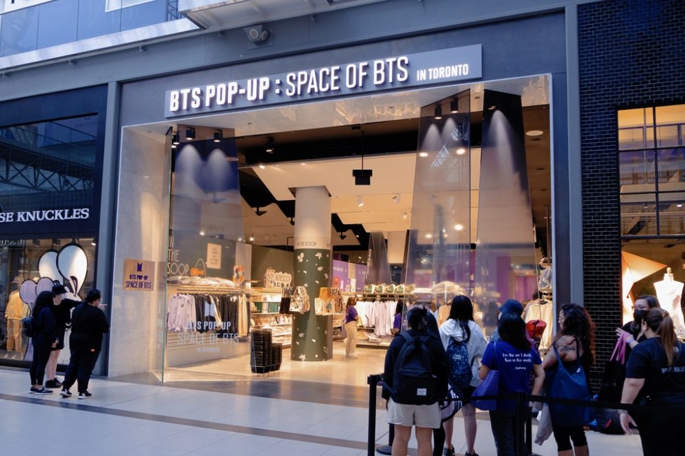 Bts Pop Up Space Of Bts News Views Reviews Photos Videos On Bts