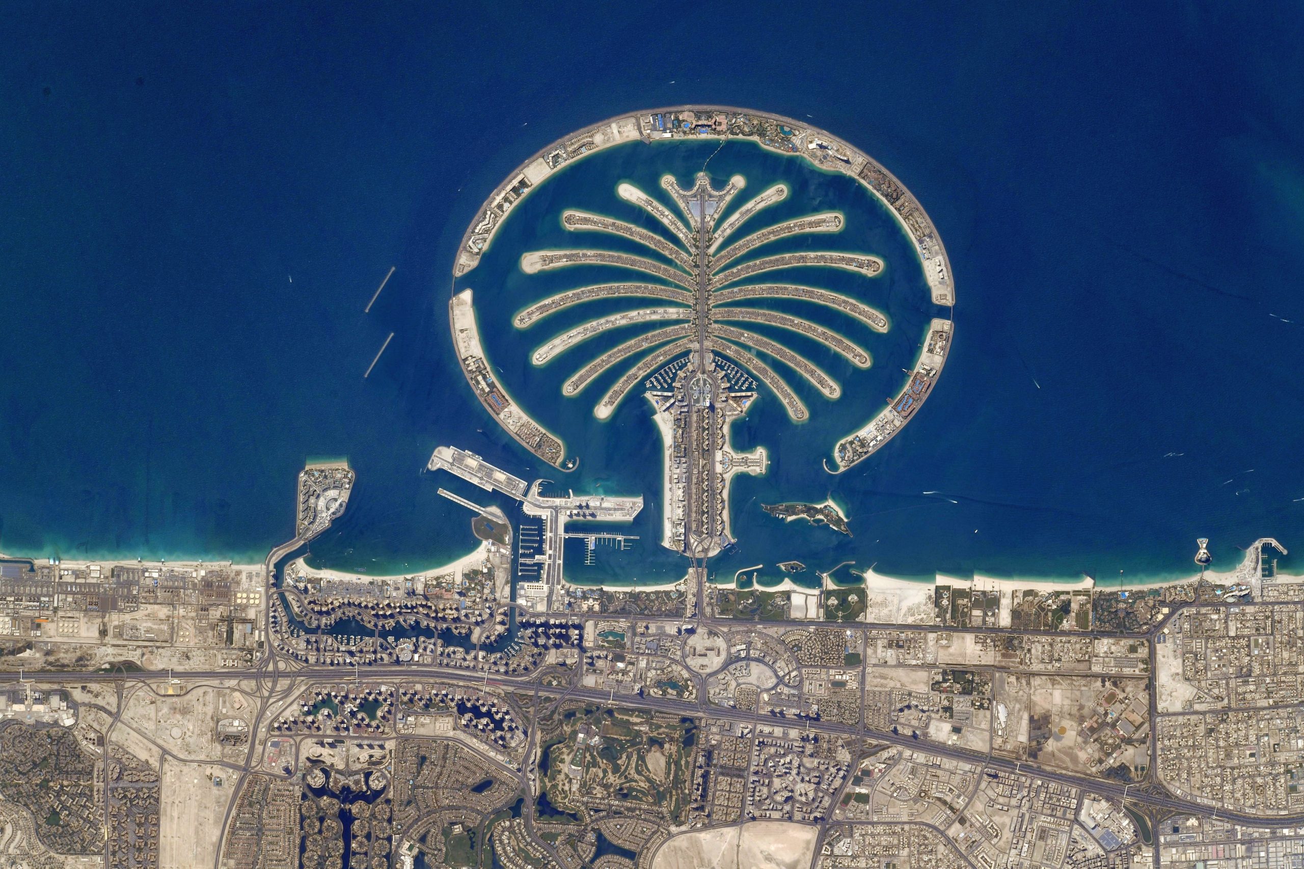 Astronaut shares picture of Dubai from the International Space Station ...