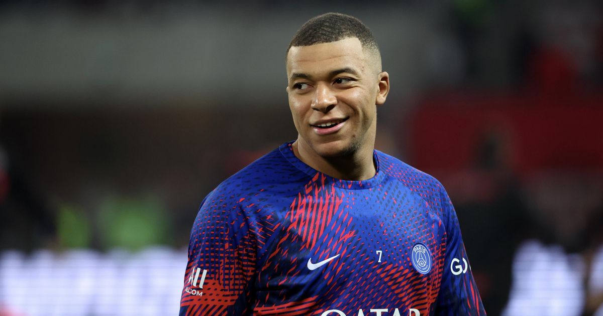 Grab Kylian Mbappé Jerseys Now!