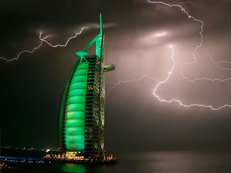 8 Wild Dubai Rain Videos Esquire Middle East The Regions Best Men