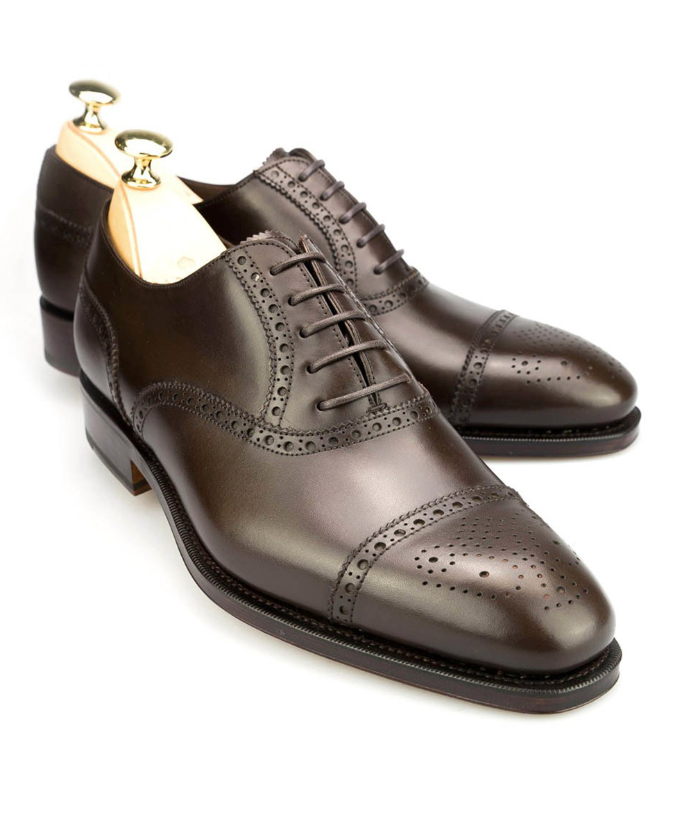 wingtip shoes with suit