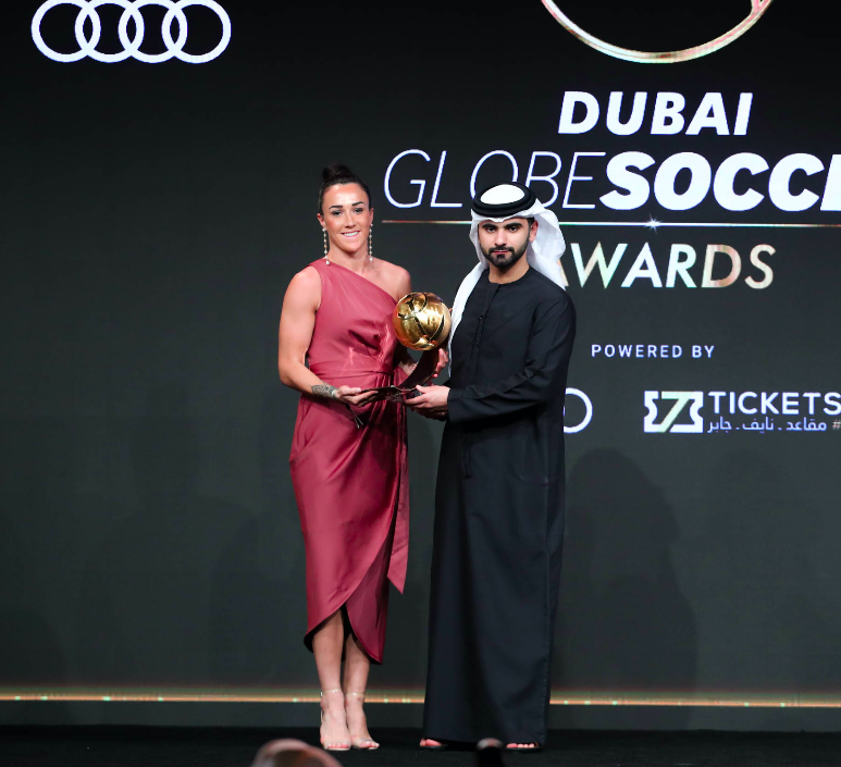 Cristiano Ronaldo Scoops Men's Player Of The Year At Globe Soccer ...