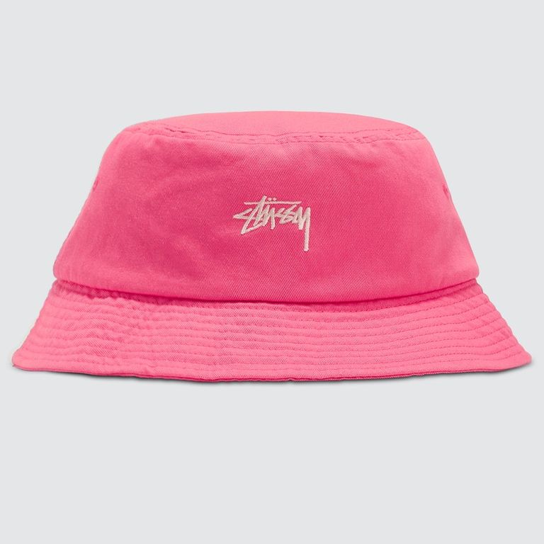 Justin Bieber's Pink Bucket Hat Is the Dash of Sleaze Your 2020