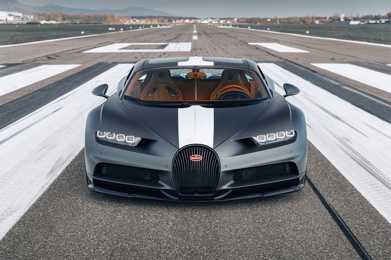 You Can Now Buy Bugatti S Us 3 5 Million Limited Edition Chiron Sport Esquire Middle East