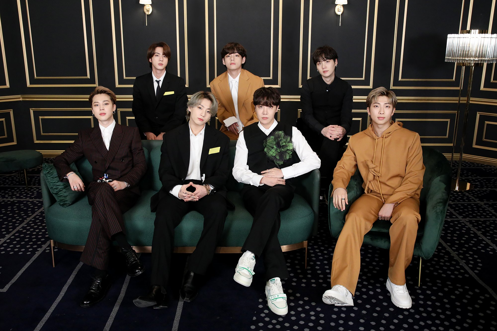BTS Members Get Invites to Virgil Abloh's Louis Vuitton PFW '21 Show –  Footwear News